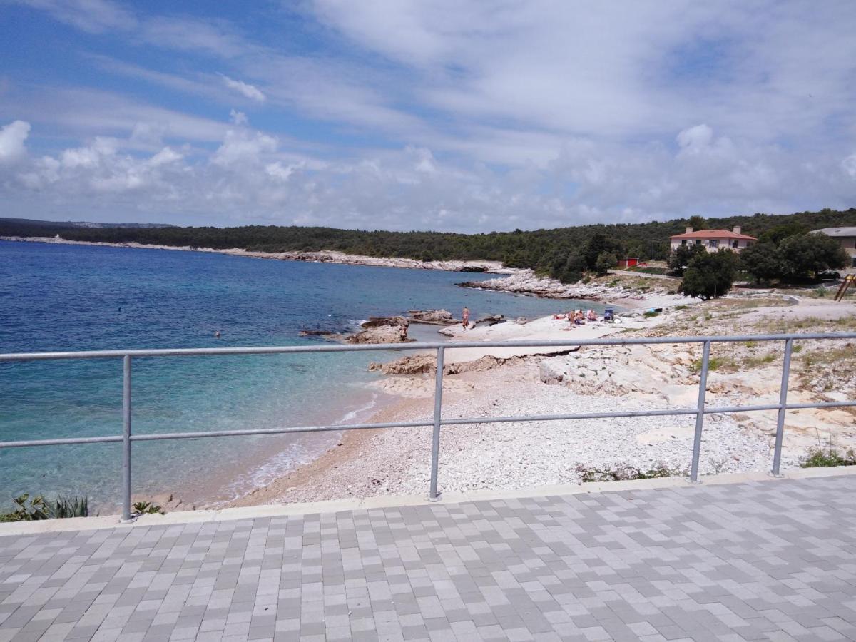 Apartmani Zupanic Koromačno Extérieur photo
