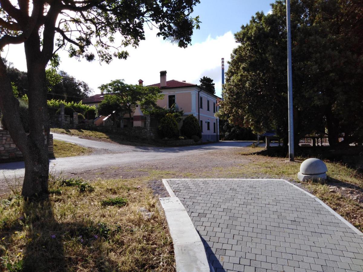 Apartmani Zupanic Koromačno Extérieur photo