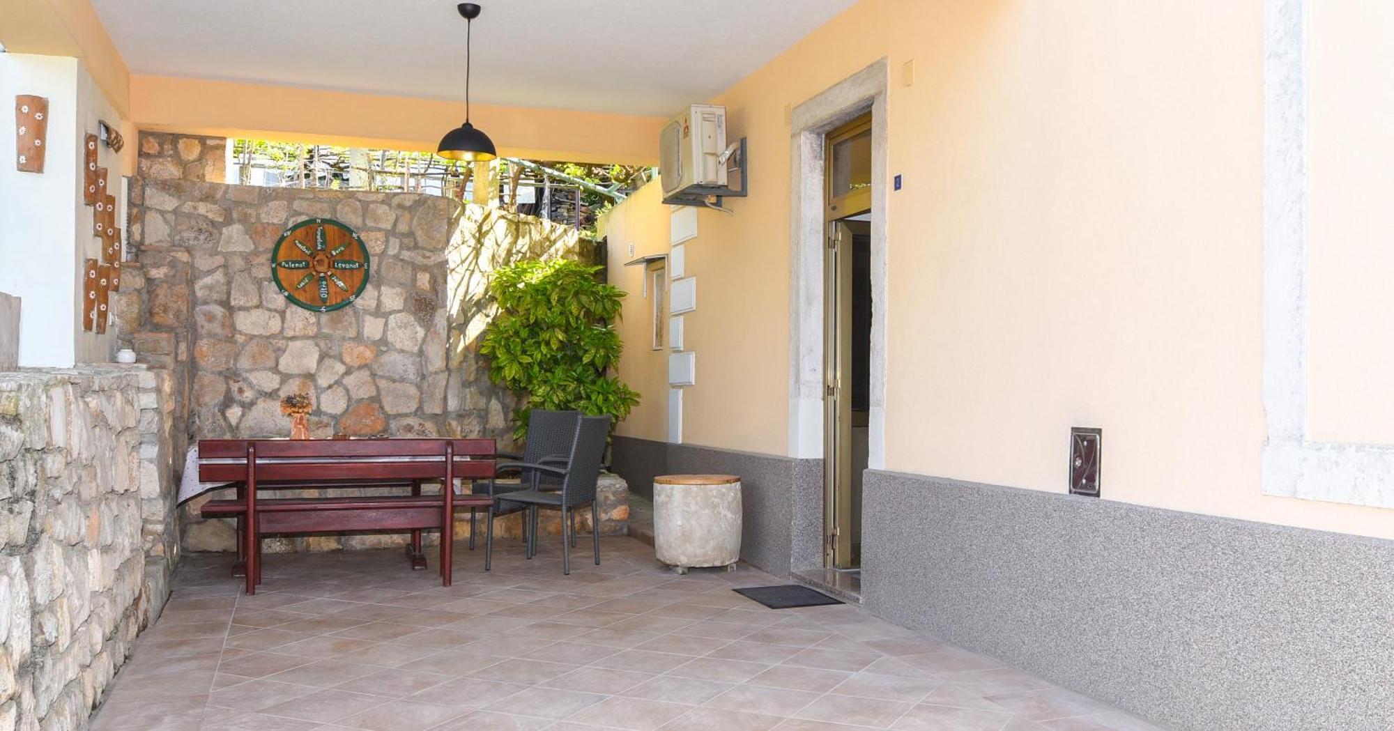 Apartmani Zupanic Koromačno Extérieur photo